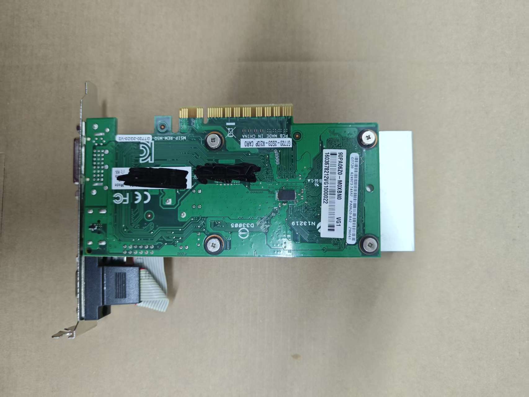 Kartu grafis ASUS GT720 2GD3 V - Pc Gaming Asus ulasan dan harga